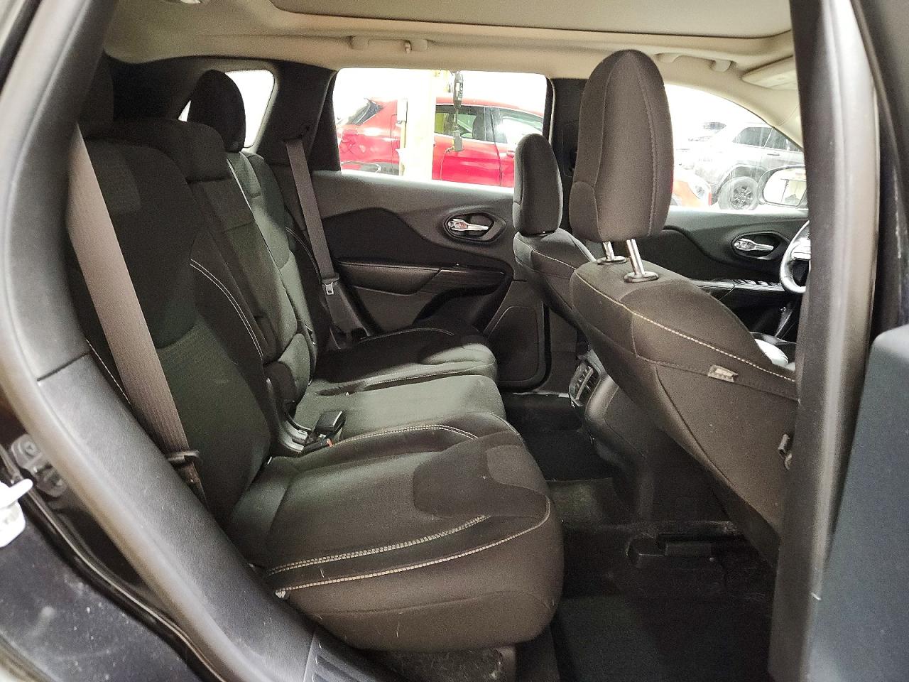 2015 JEEP CHEROKEE LATITUDE 4X4