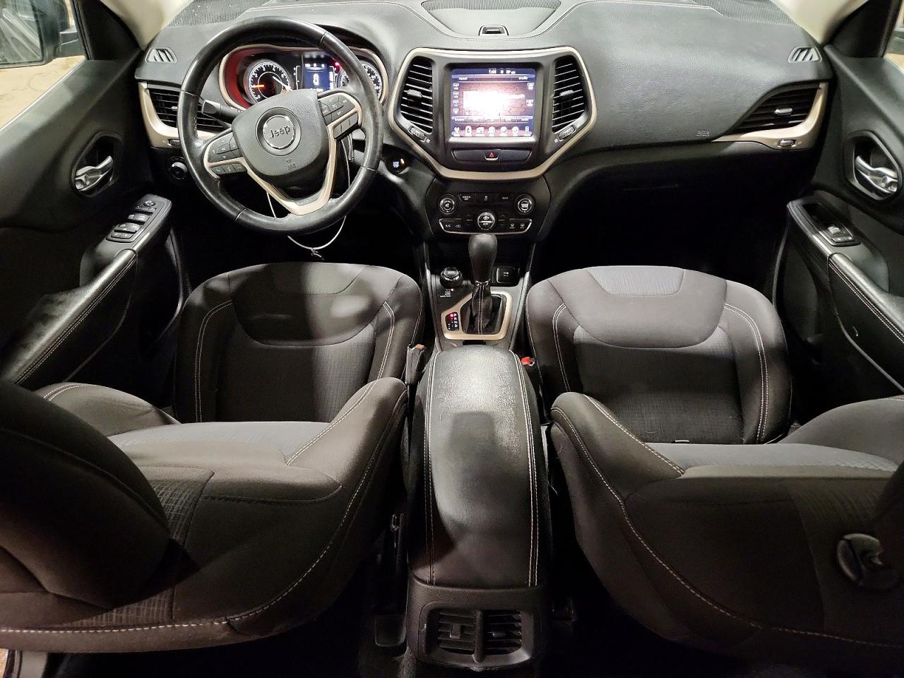 2015 JEEP CHEROKEE LATITUDE 4X4