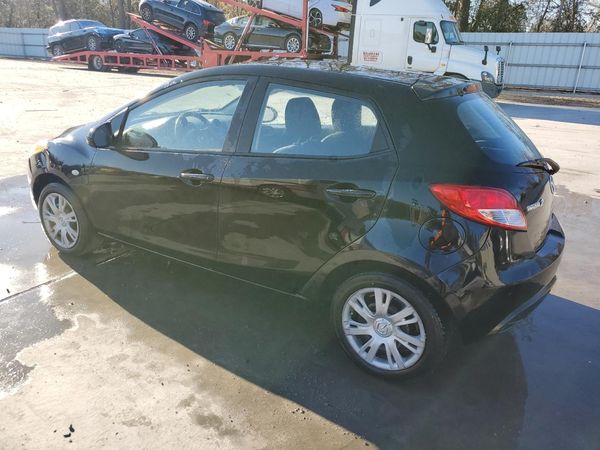 2013 MAZDA MAZDA2