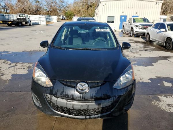 2013 MAZDA MAZDA2