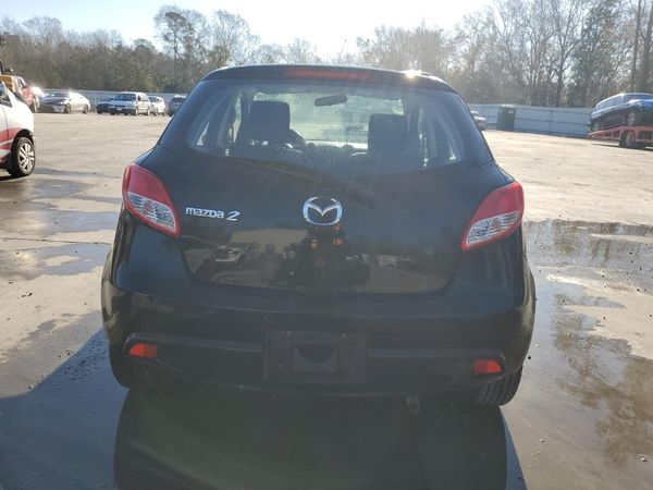 2013 MAZDA MAZDA2