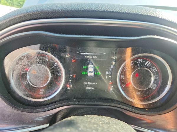 2015 DODGE CHALLENGER SXT