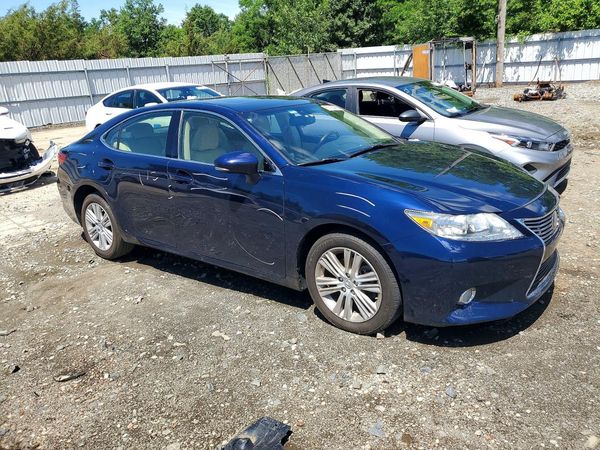 2013 LEXUS ES