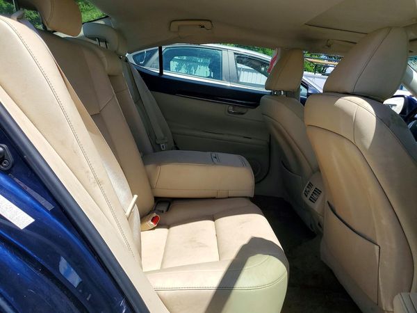 2013 LEXUS ES