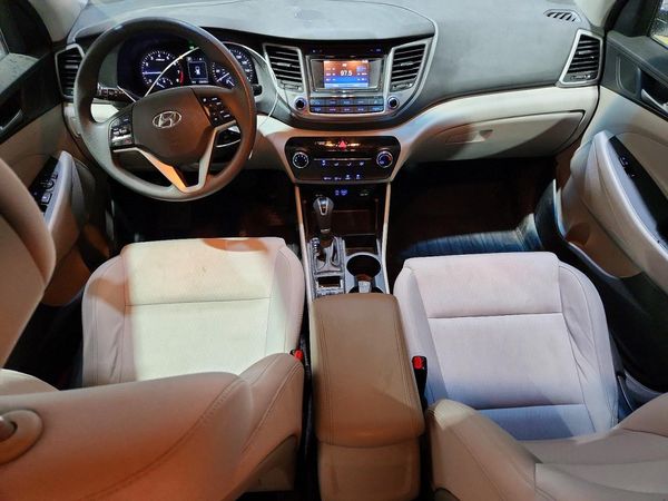 2017 HYUNDAI TUCSON