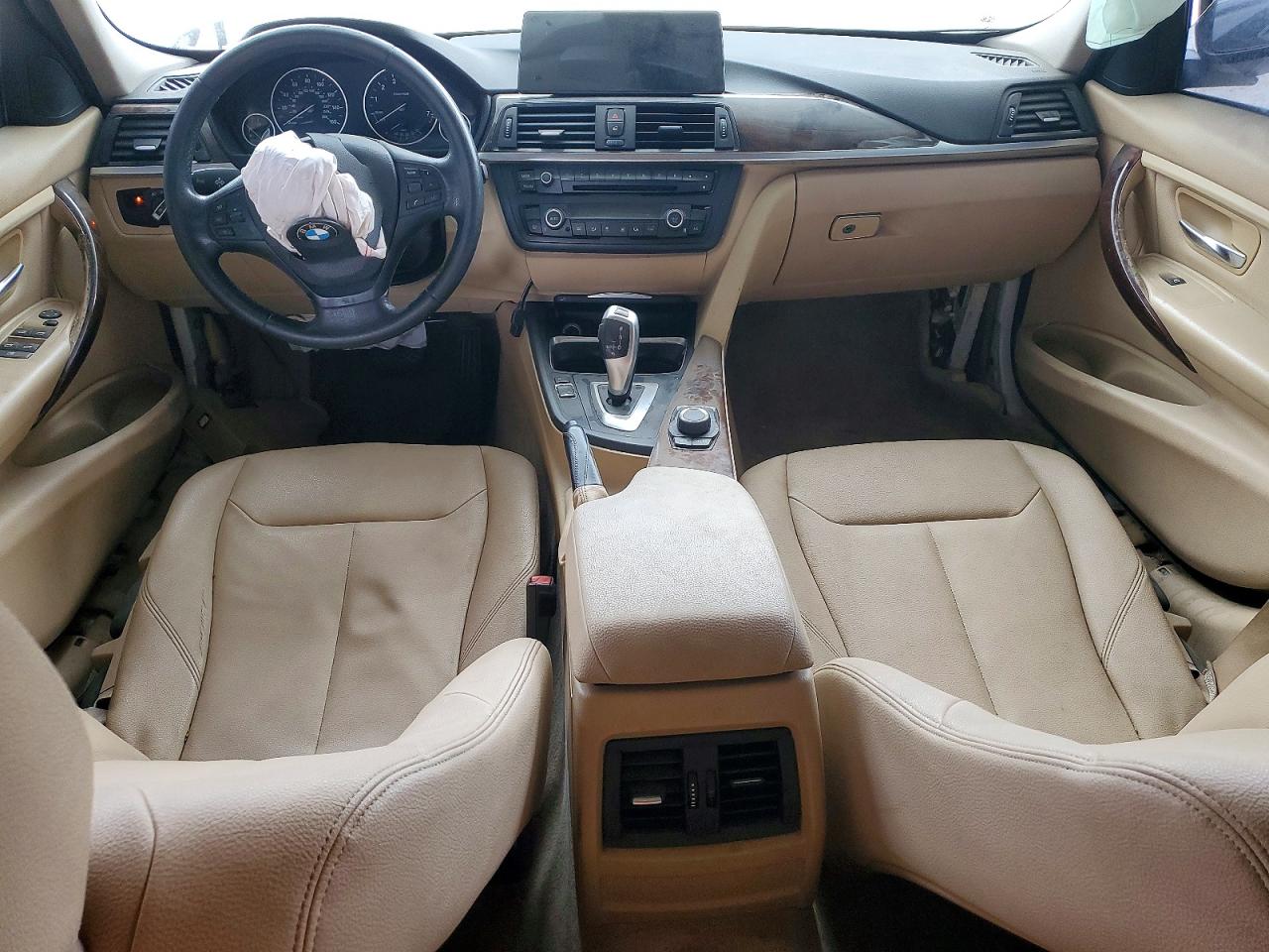 2014 BMW 320