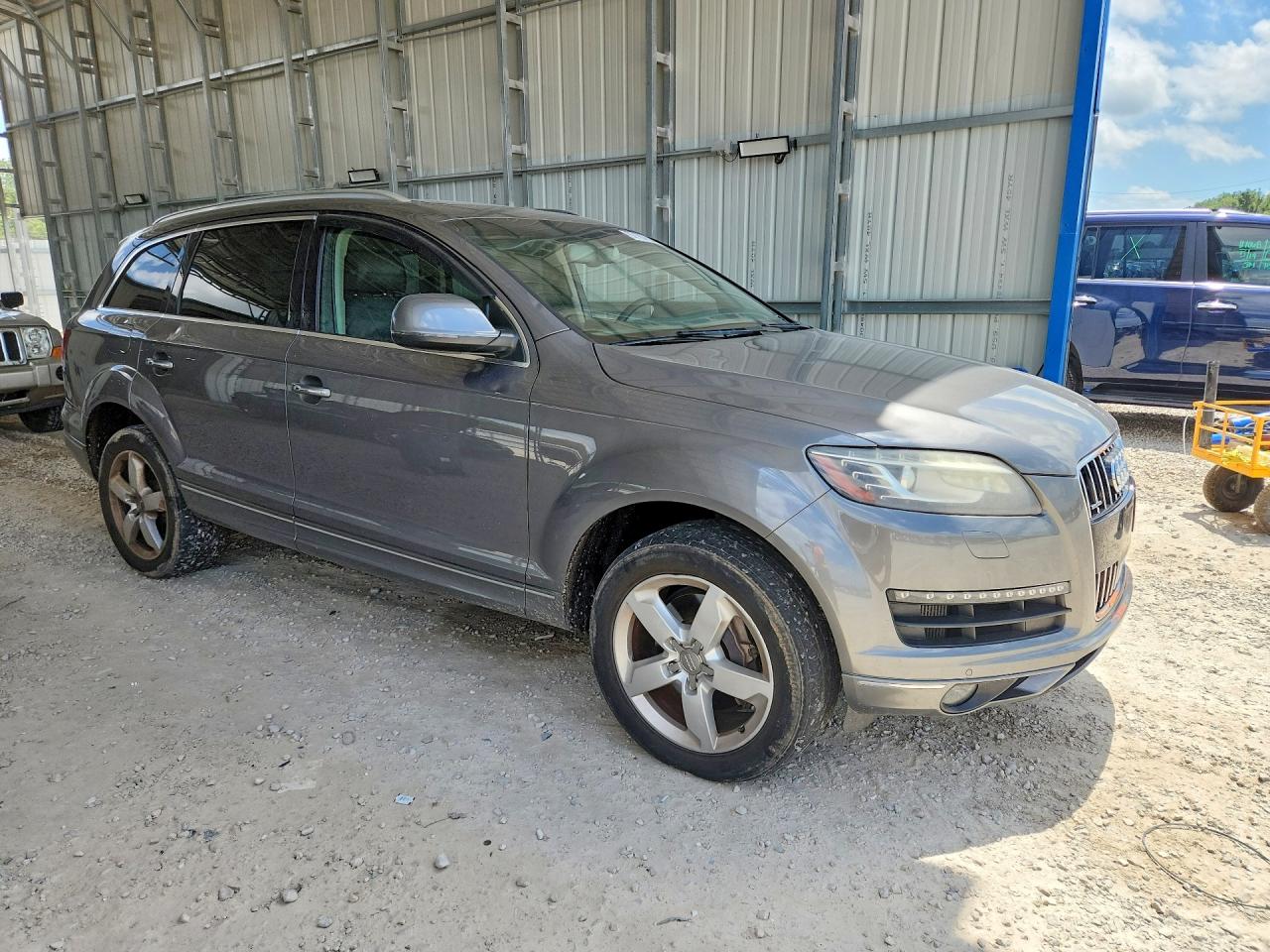 2013 AUDI Q7 Premium Plus
