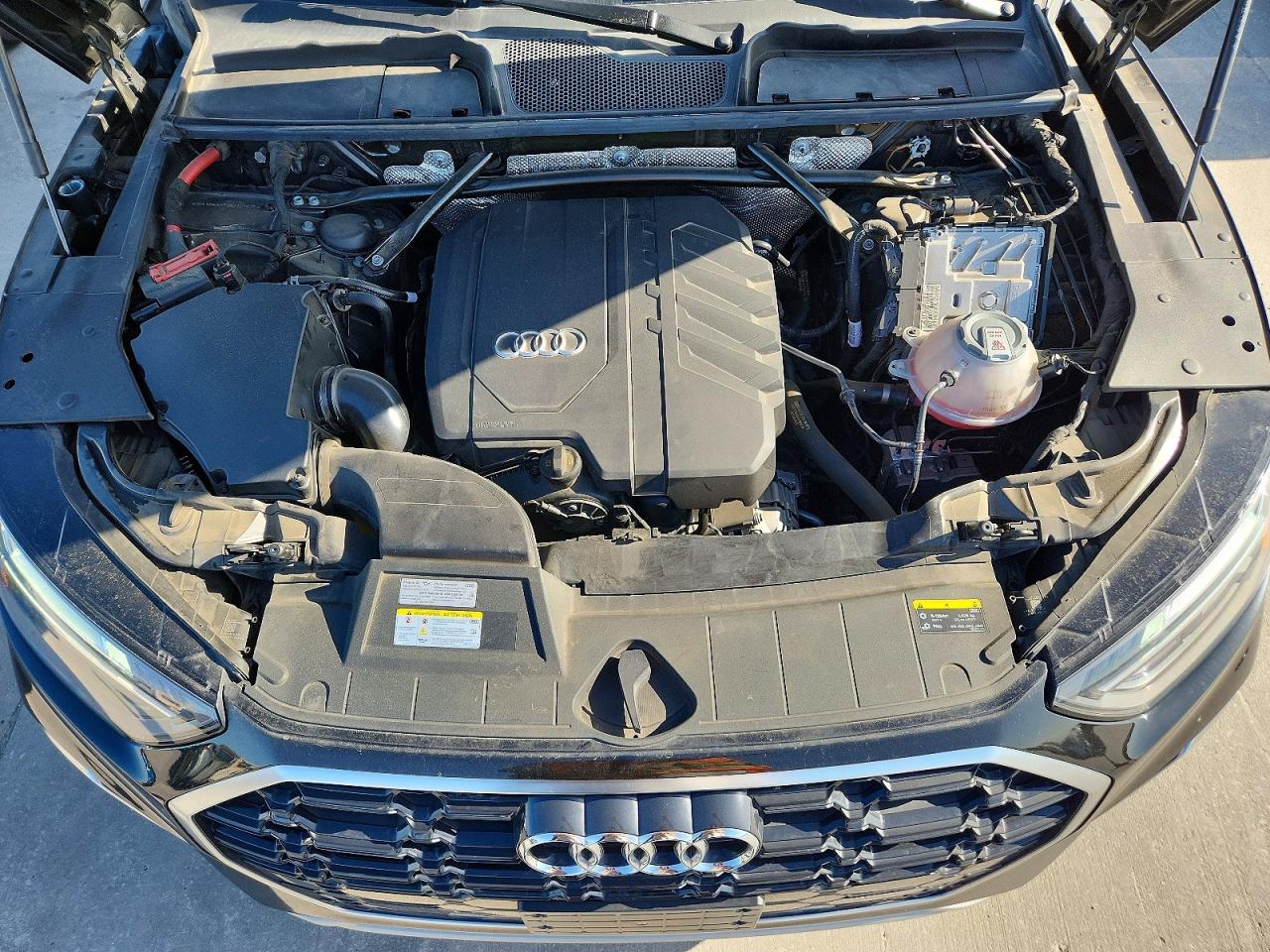 2022 AUDI Q5 S Line quattro Premium