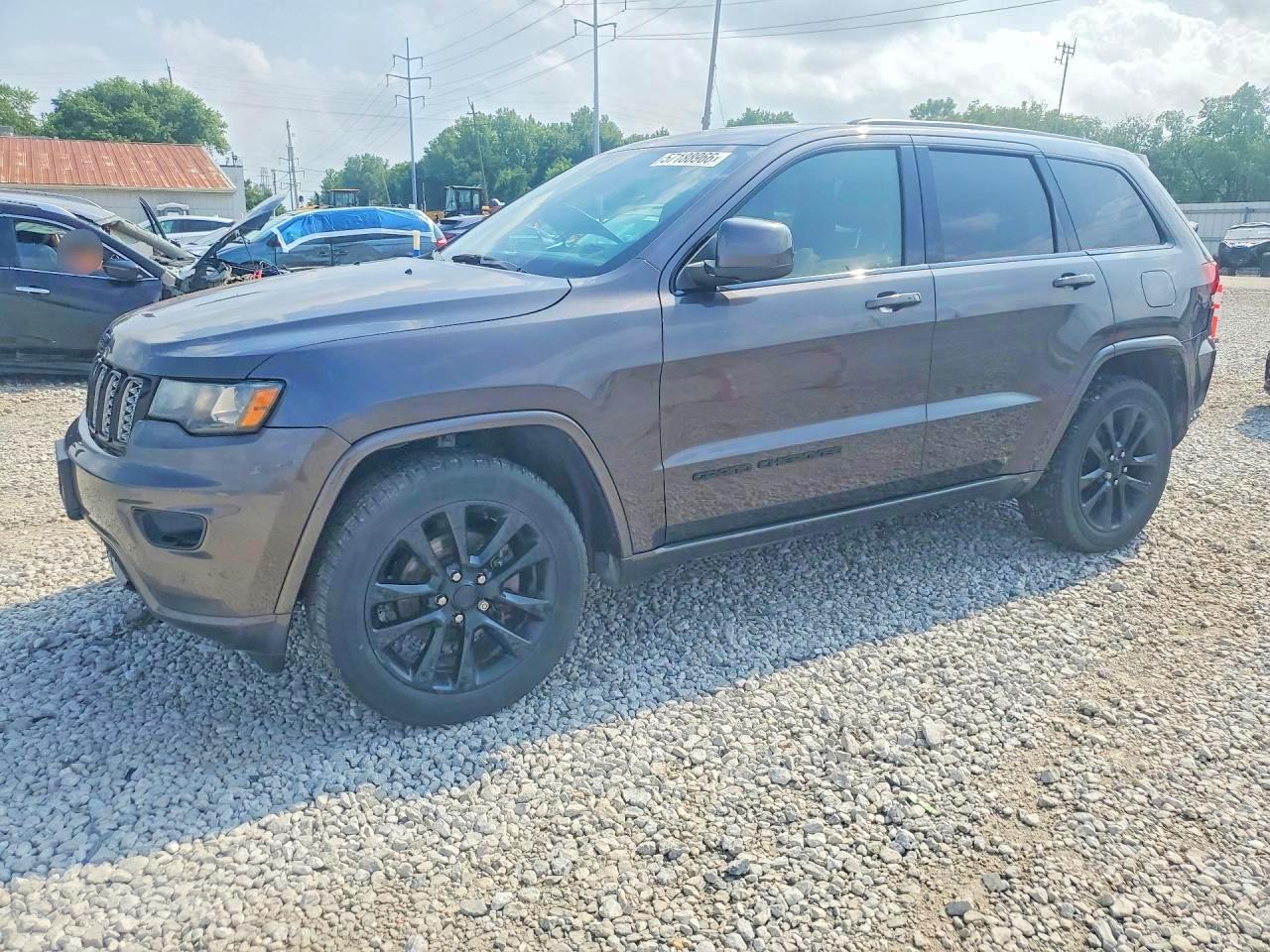 2018 JEEP GRAND CHEROKEE LAREDO 4X4
