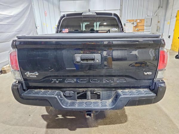 2022 TOYOTA TACOMA Limited