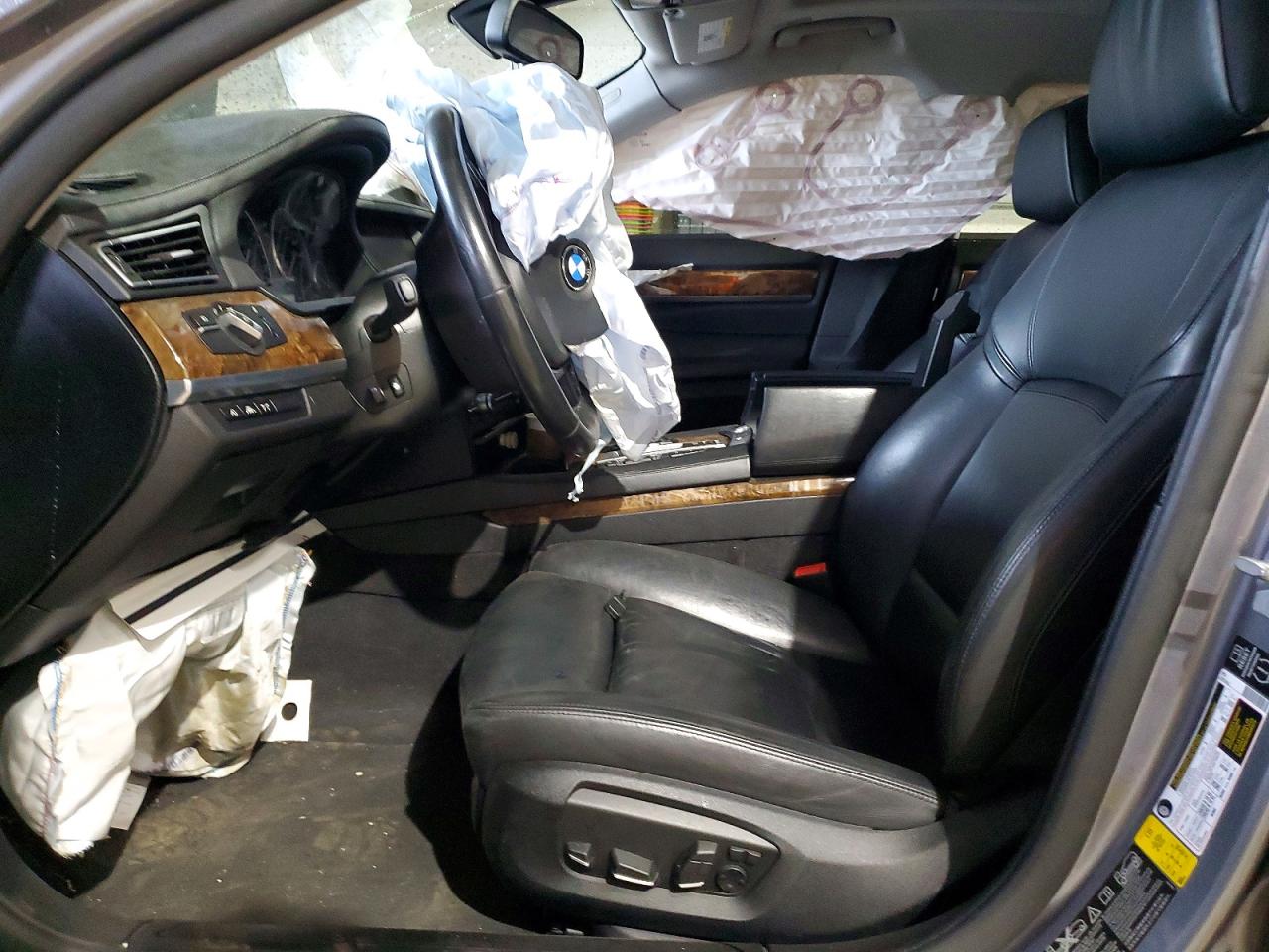 2013 BMW 750