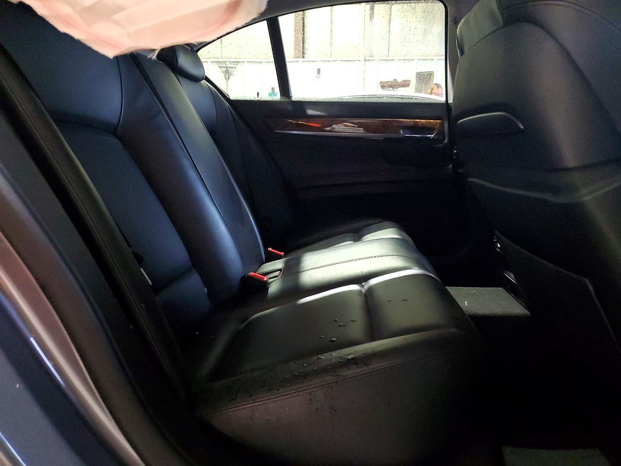 2013 BMW 750