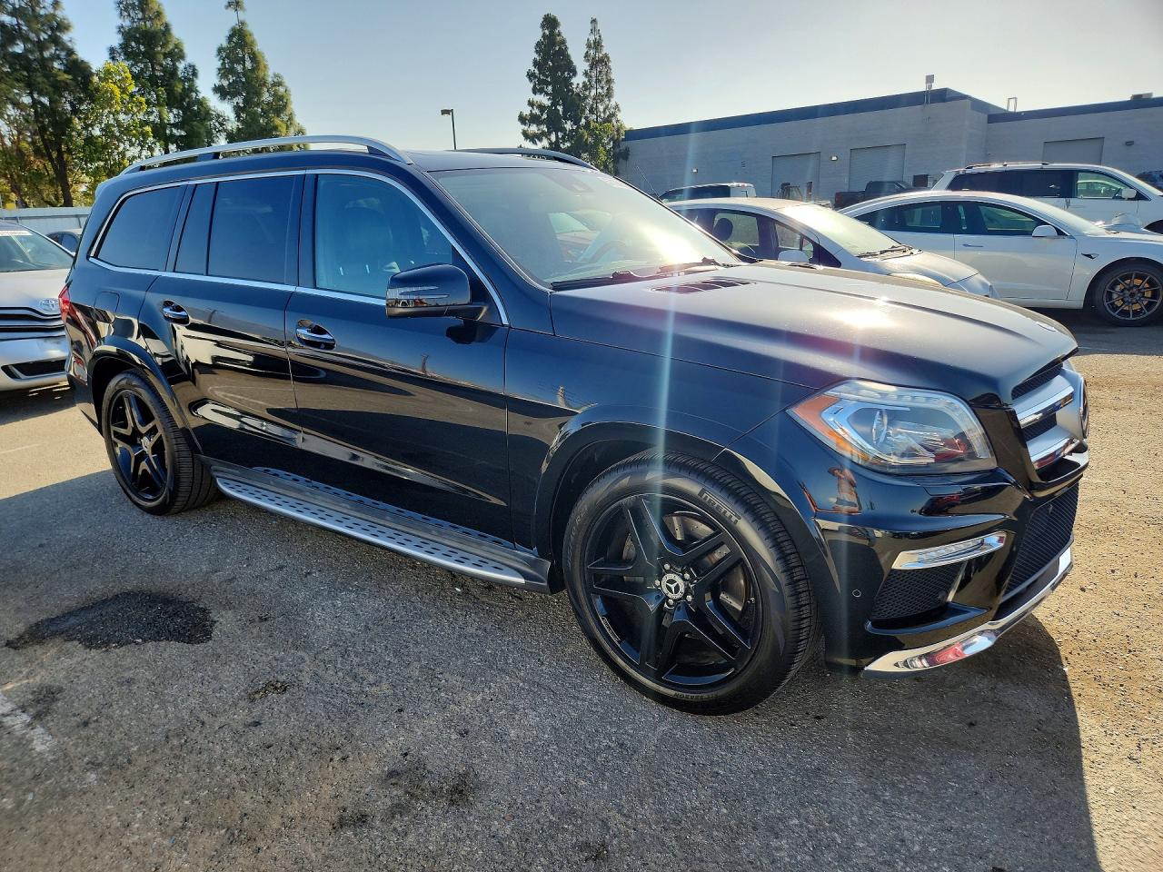 2015 MERCEDES-BENZ GL GL550 4MATIC