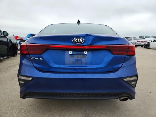 2021 KIA FORTE FE, LXS