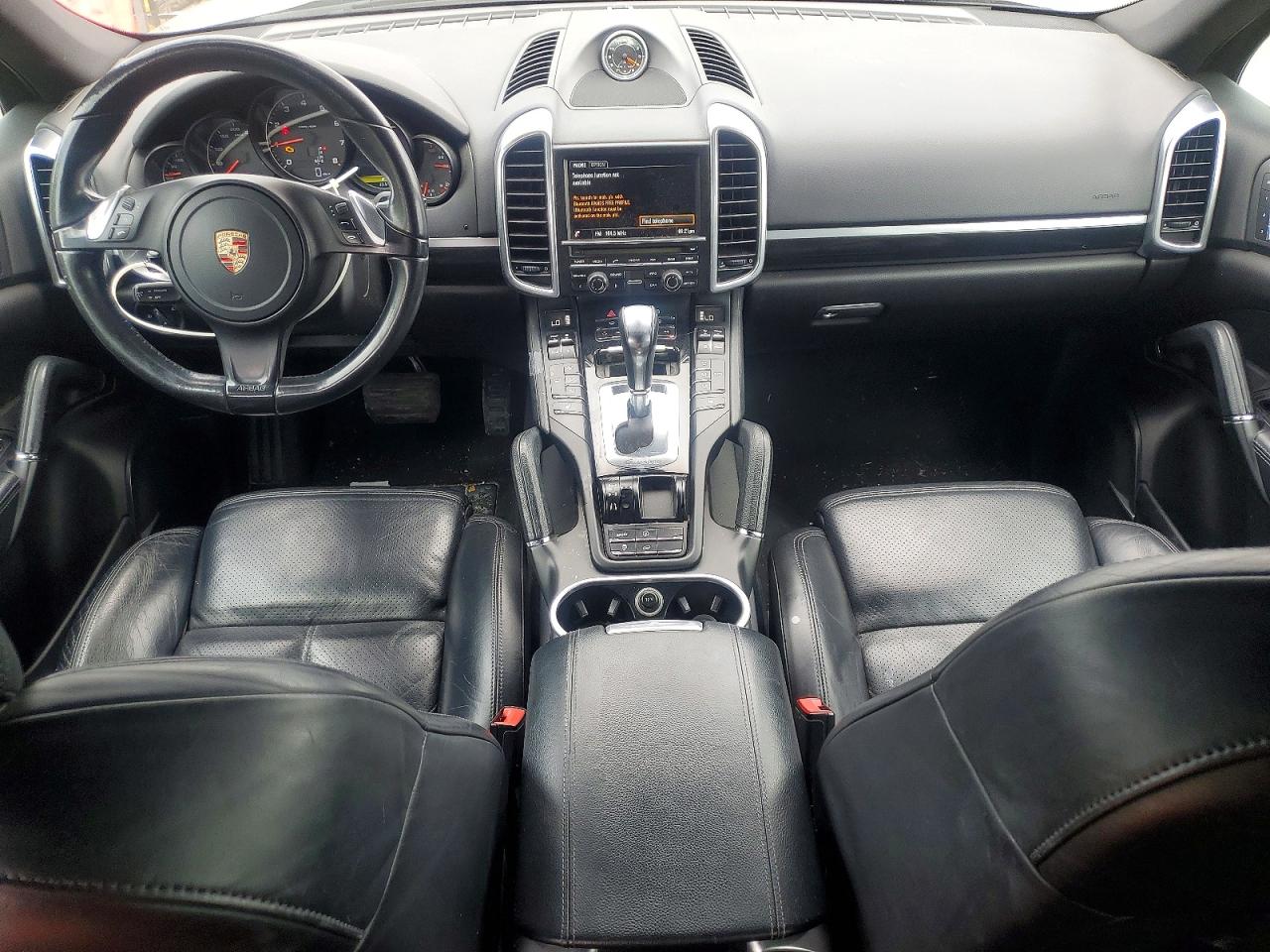 2013 PORSCHE CAYENNE