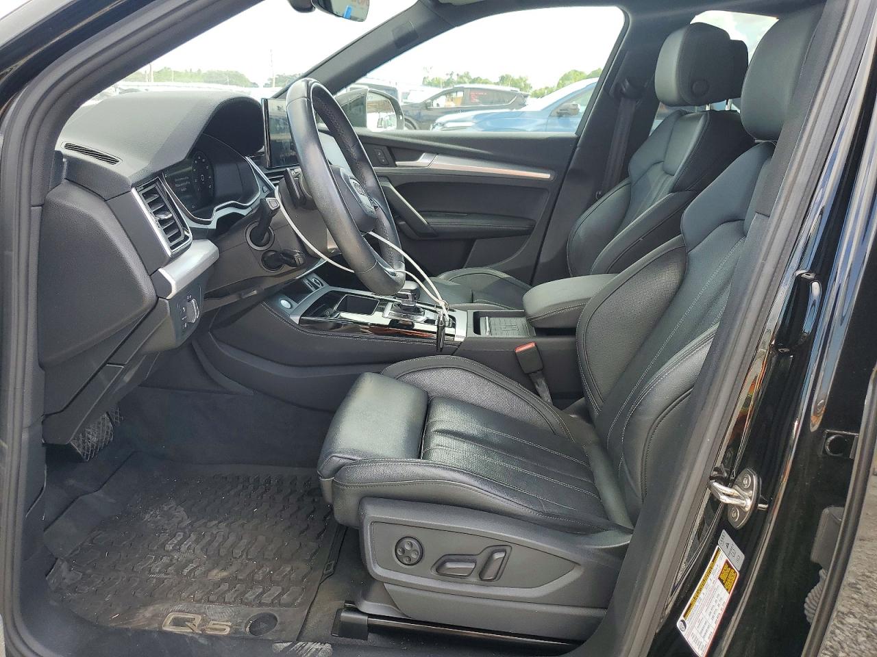 2021 AUDI Q5 quattro Premium Plus