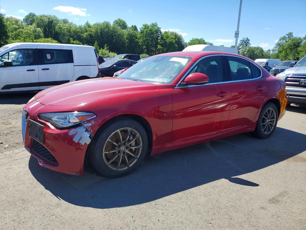 2020 ALFA ROMEO GIULIA AWD — Front 3/4