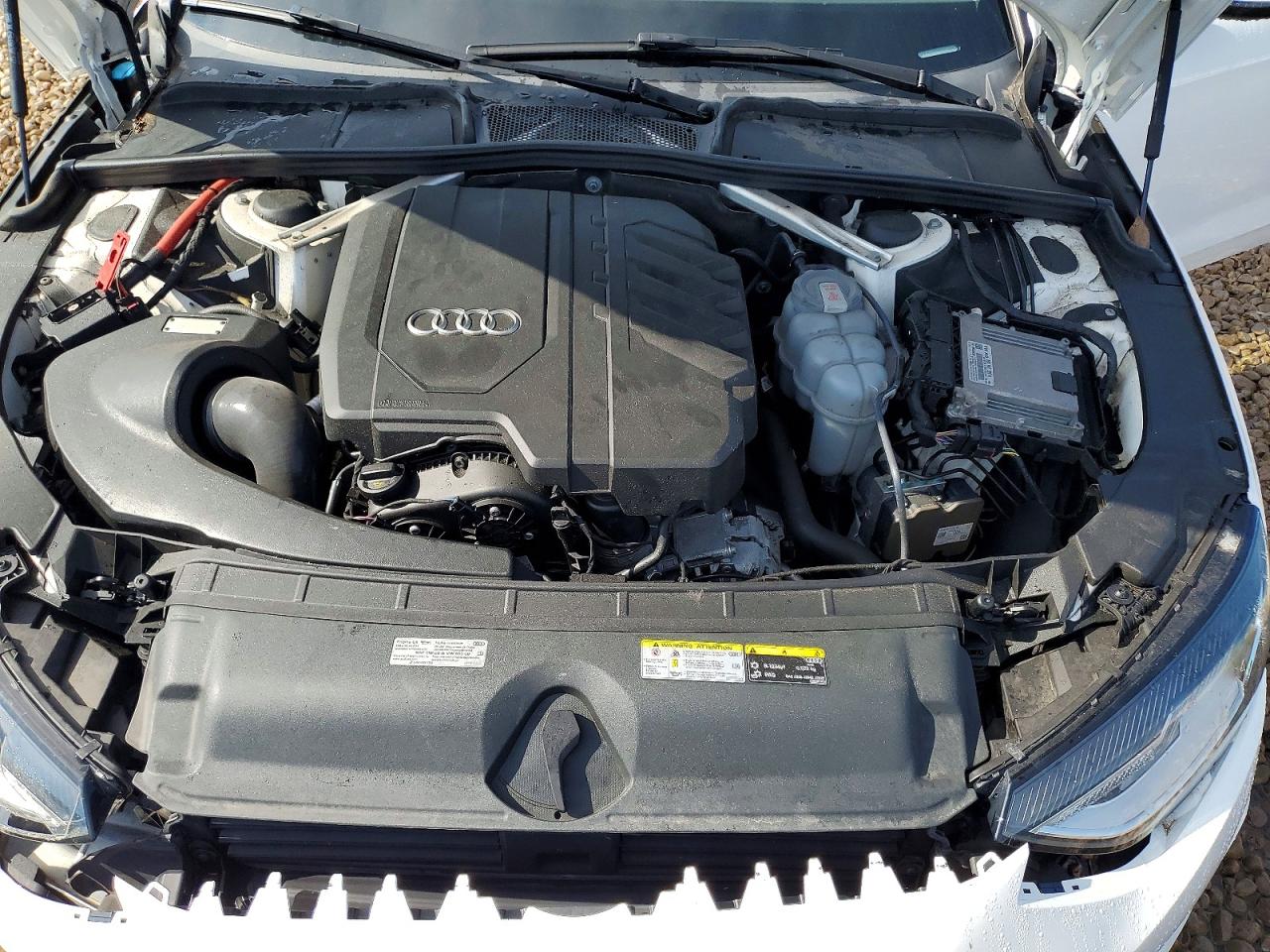 2021 AUDI A4 quattro Premium