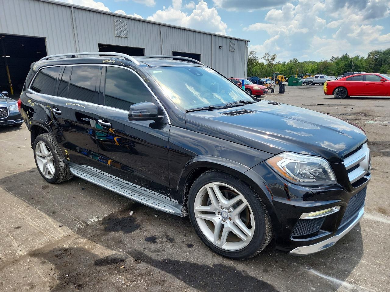 2015 MERCEDES-BENZ GL GL550 4MATIC
