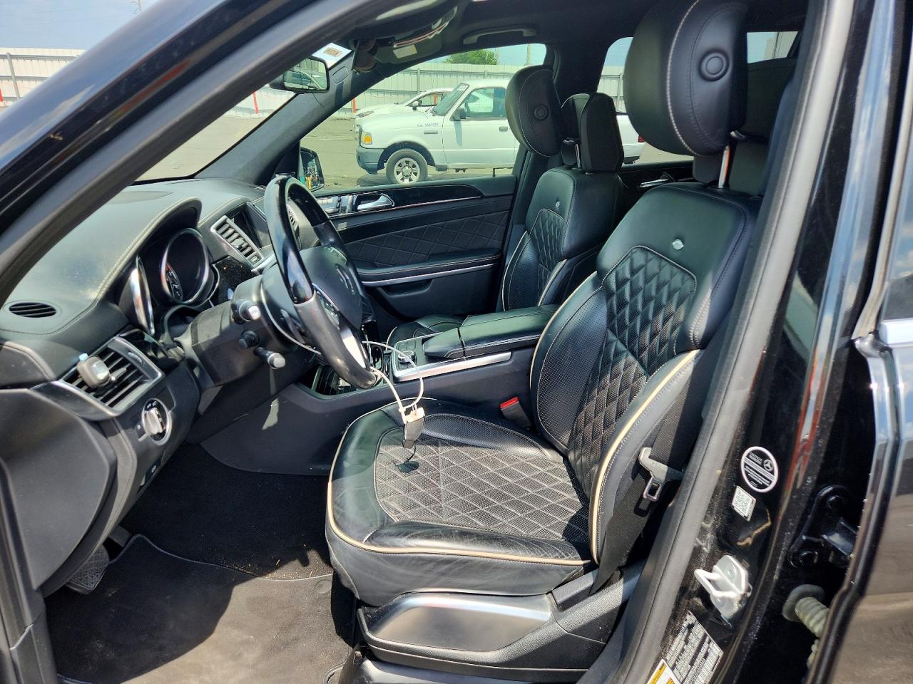 2015 MERCEDES-BENZ GL GL550 4MATIC