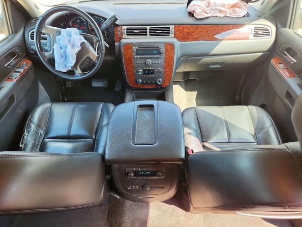 2014 CHEVROLET SUBURBAN LT