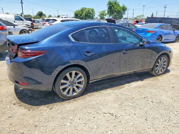 2021 MAZDA 3