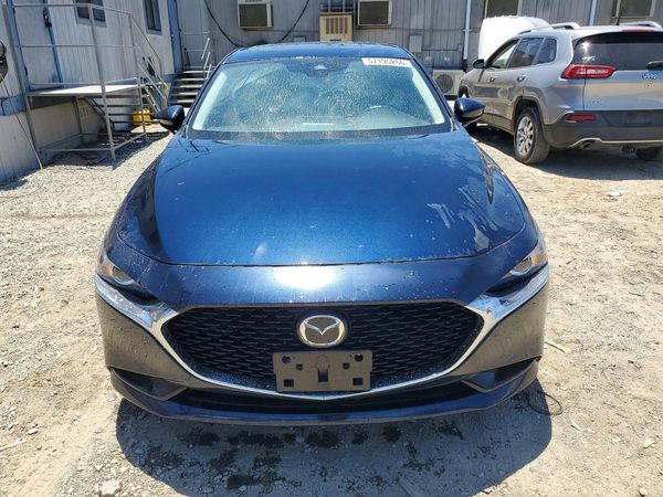 2021 MAZDA 3