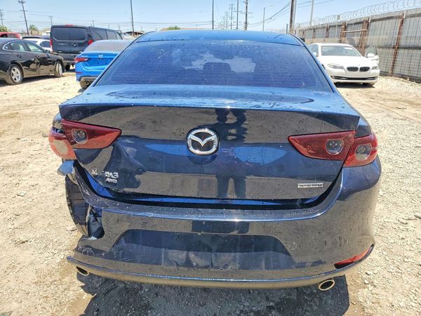 2021 MAZDA 3