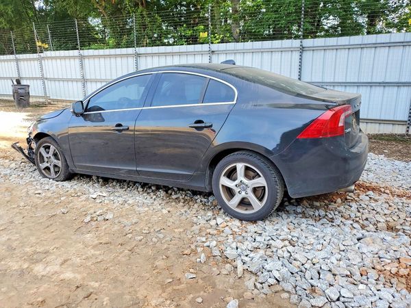 2013 VOLVO S60