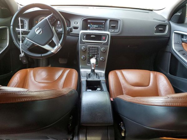 2013 VOLVO S60