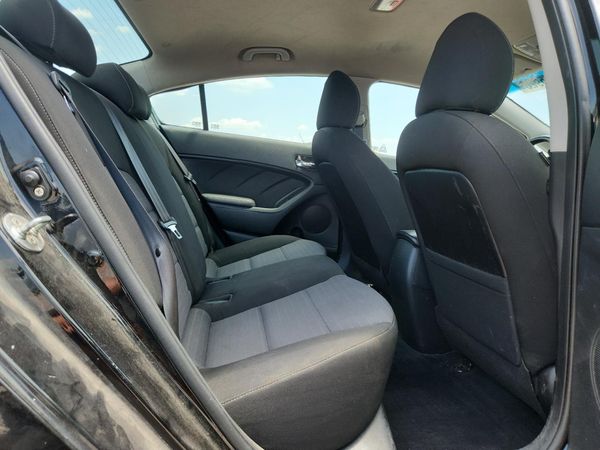 2017 KIA FORTE LX Popular, S