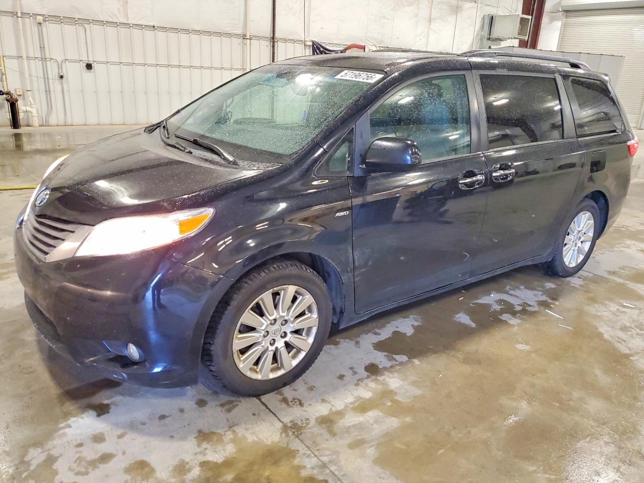 2016 TOYOTA SIENNA