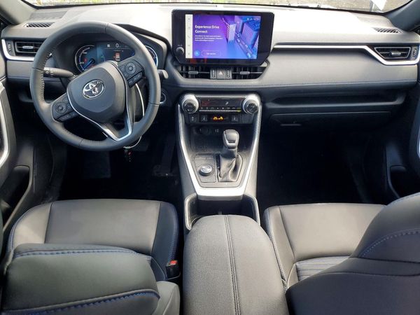 2025 TOYOTA RAV4 XSE