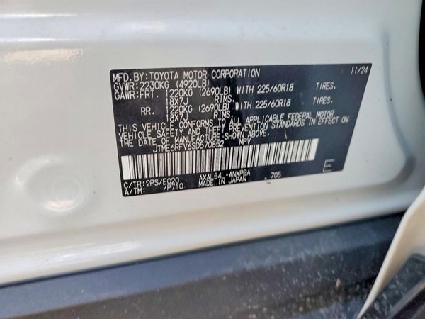 2025 TOYOTA RAV4 XSE