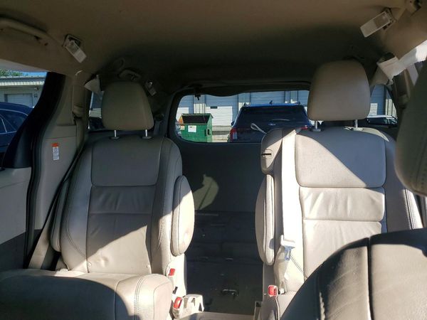 2015 TOYOTA SIENNA