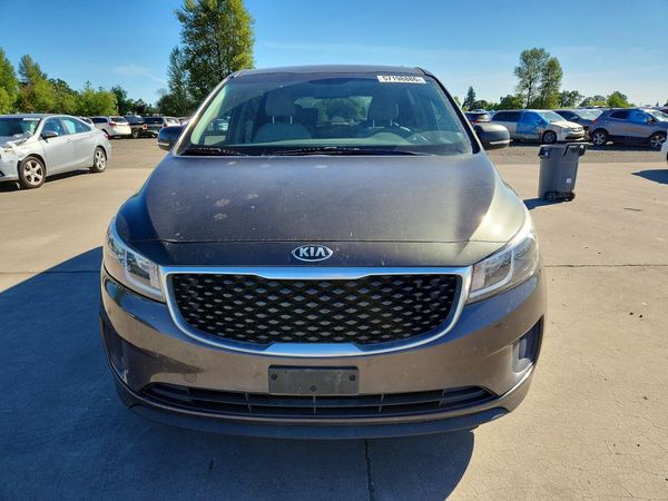 2016 KIA SEDONA LX - Middle-low