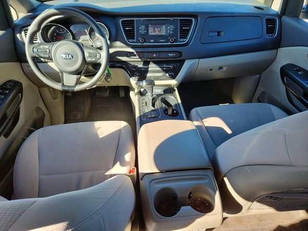 2016 KIA SEDONA LX - Middle-low