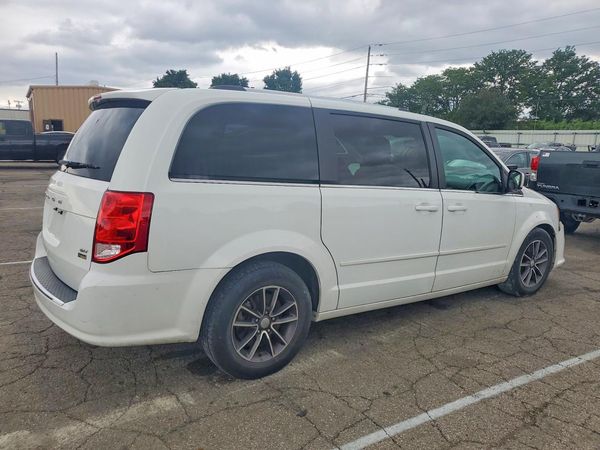 2017 DODGE GRAND CARAVAN SXT