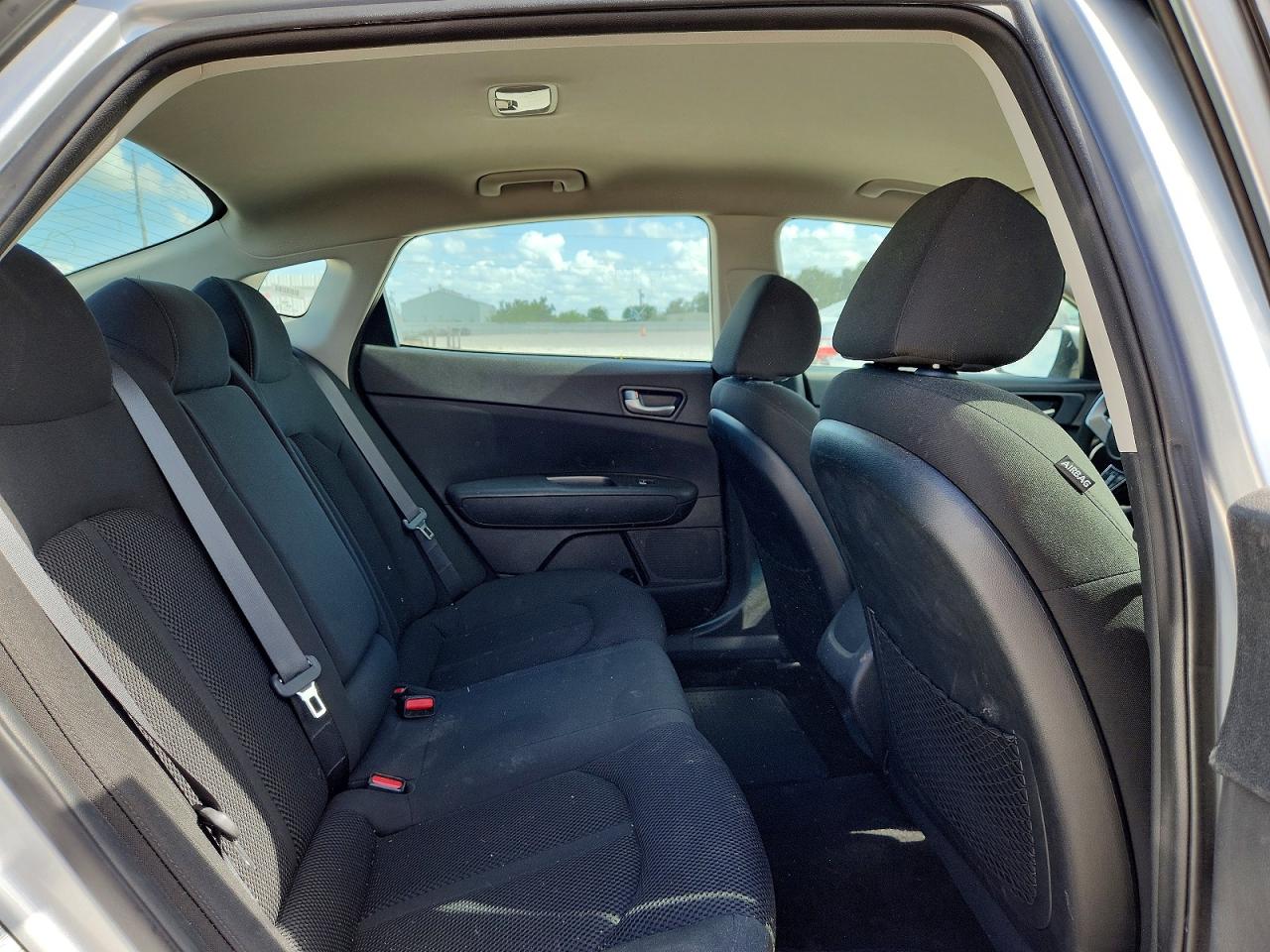 2019 KIA OPTIMA LX, S
