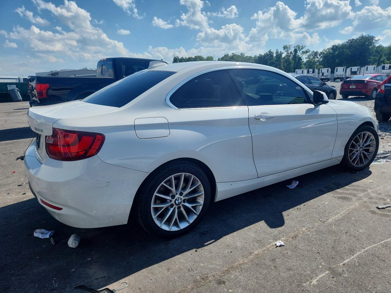 2016 BMW 228