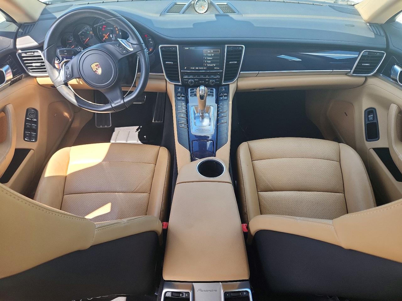 2016 PORSCHE PANAMERA Base (2WD), 4 (4WD)