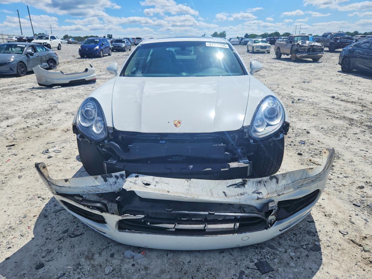 2016 PORSCHE PANAMERA Base (2WD), 4 (4WD)