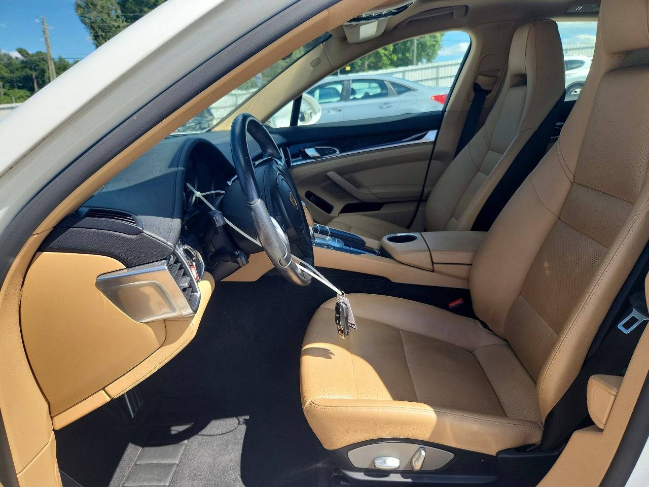 2016 PORSCHE PANAMERA Base (2WD), 4 (4WD)