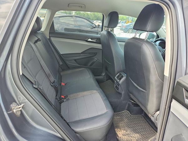 2023 VOLKSWAGEN TAOS