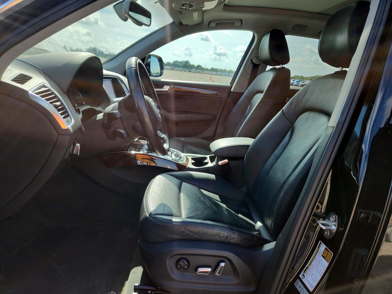 2016 AUDI Q5 quattro Premium Plus