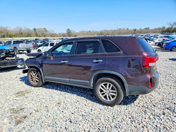 2014 KIA SORENTO Base/ LX