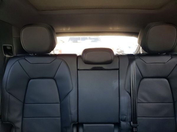 2024 PORSCHE CAYENNE