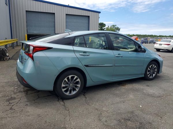 2022 TOYOTA PRIUS