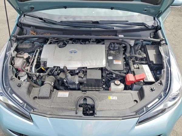 2022 TOYOTA PRIUS