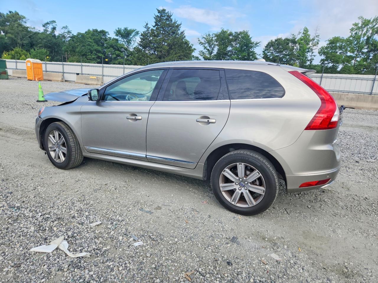 2016 VOLVO XC60